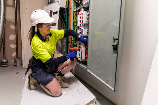 Best Local Electrician Companies  in Strongsville, OH