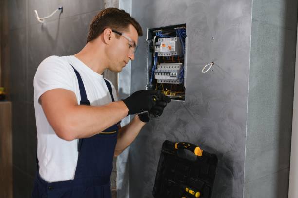 Best Licensed Electrician  in Strongsville, OH